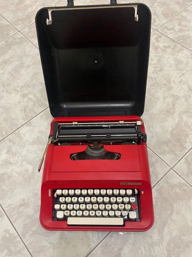 Macchina scrivere olivetti - da,