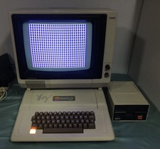 APPLE II PLUS SYSTEM WITH 5.25