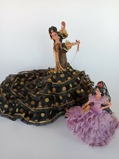 Due bambole souvenir vintage