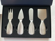 Coltelli Formaggio Accesi Set