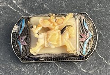 Antica spilla cinese in