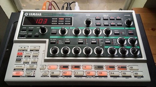 Yamaha loop station dx200 - station,