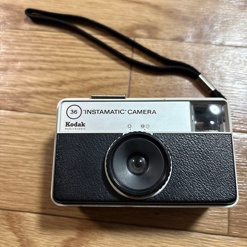 Kodak instamatic camera - kodak,