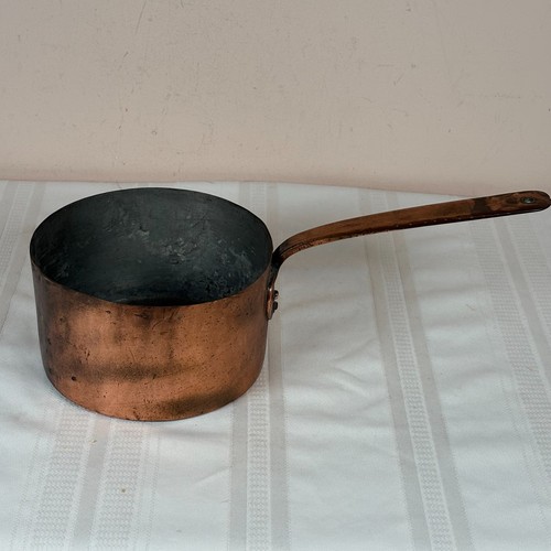 Antica pentola casseruola - , in