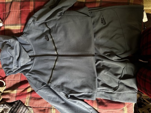 Nike tech - ,