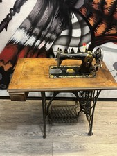 Macchina Da Cucire Anni 50