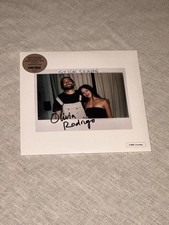 Olivia Rodrigo / Noah