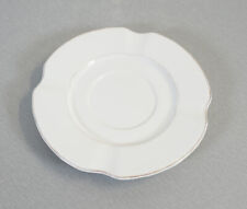 elegante piattino in ceramica