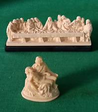 COPPIA SOPRAMMOBILI IN RESINA