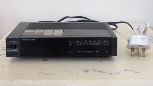 Toshiba 7100l radio - rc-7100l,