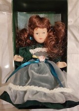 3 BAMBOLE VINTAGE DOLL'S HOUSE