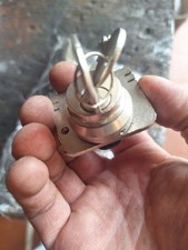 Serratura vespa faro basso nos
