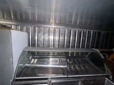 UNICO doppio espositore frigo e 12 congelatori gelato, oltre 12.000€ nuovo