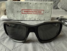 Nuovi occhiali da sole di