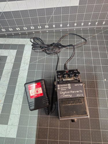 Boss digital reverb delay - boss, rv-3