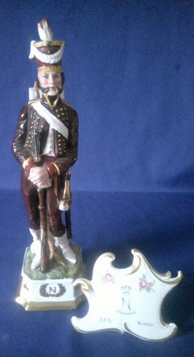 Statuina militare soldato