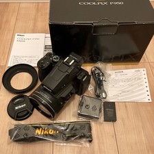 Fotocamera digitale compatta