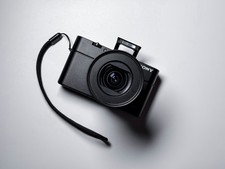 Sony RX100 IV 4 Cyber-Shot -