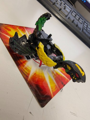 Bakugan avior darkus - bakugan,