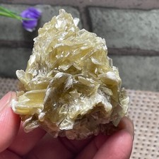 Yellow Mica Mica Natural