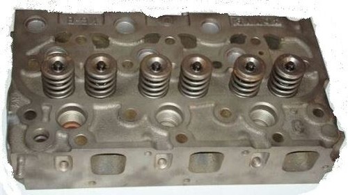 Testa cilindro motore bobcat - testa,