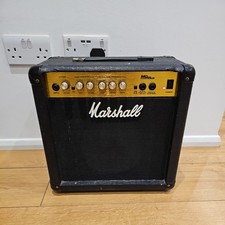 MARSHALL MG 15 CD