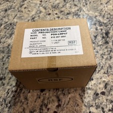 NUOVO in SCATOLA SIGILLATA Sanyo POA-LMP47 Lampada Proiettore 610-297-3891