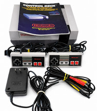 Nintendo NES-001 Console