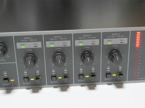 Behringer combinator mdx8000 - combinator,