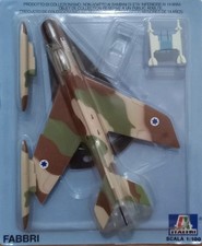 Modellino aereo militare