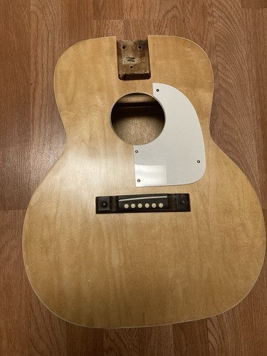 Corpo chitarra acustica