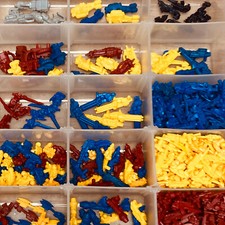 Zaini Milton Bradley Space