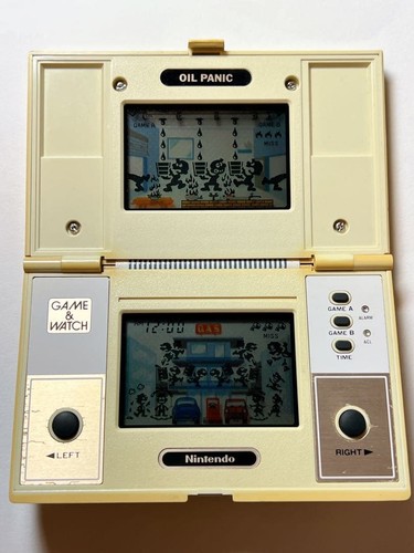 Nintendo game watch - game, oil