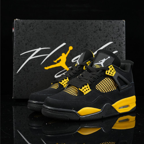 Jordan retro thunder - 4,