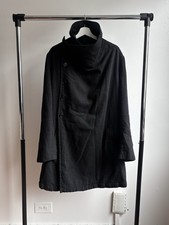 Cappotto asimmetrico collo