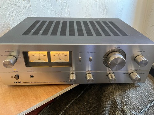 Akai 2450 amplificatore - 2450,