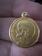 Ciondolo In Oro 18 Kt Con Scolpito Il Salvatore 