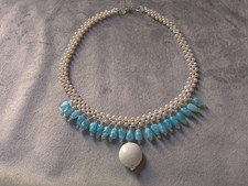 Collana Perle Pietre Resina