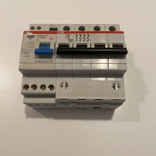 ABB Magnetotermico Differenziale 4 Poli 3ph  C32 30mA 0,03A
