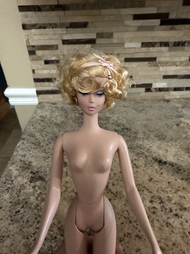 Barbie lingerie silkstone - barbie,