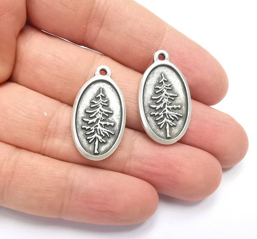 Oval winter pine tree jungle - winter,