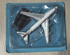 BOEING 747-200 JAPAN AIRLINES AEREO MODELLINO NEW IN BOX CON STAND