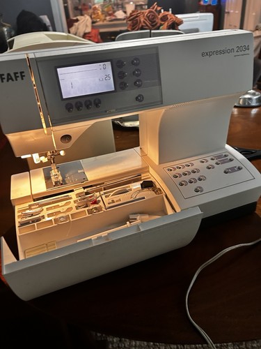 Pfaff sewing machine - sewing,