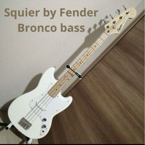 Basso elettrico squier - elettrico, by