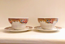 Deux bols à sauce Porcelaine