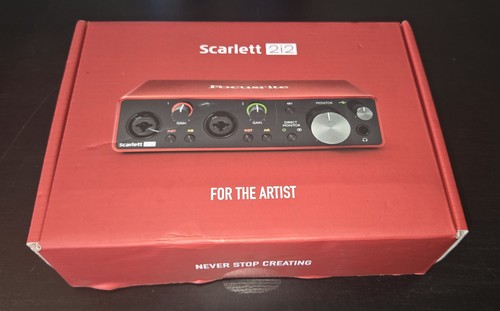 Focusrite scarlett 2i2 - scarlett, 3a