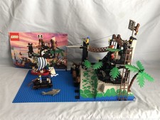 LEGO set 6273 Rock Island