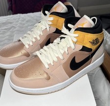 Nike Air Jordan 1 Mid SE