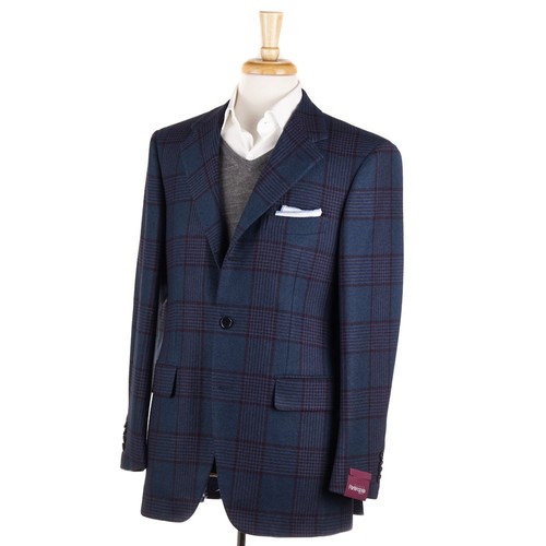 Cappotto sportivo nuovo con