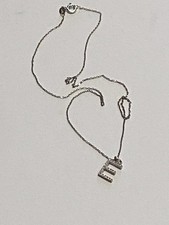 Catenina Girocollo Da Donna In Oro Bianco 9 Kt 375 Con Pendente A Forma Di E 